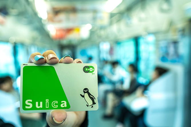 Suicaにオートチャージ可能な人気のクレジットカード8選！